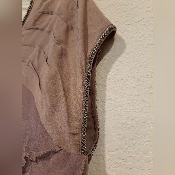 Line & Dot 100% silk blouse, layered ruffles, beading details women's size small - Picture 6 of 7